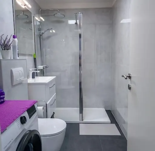 Stefani Διαμέρισμα *